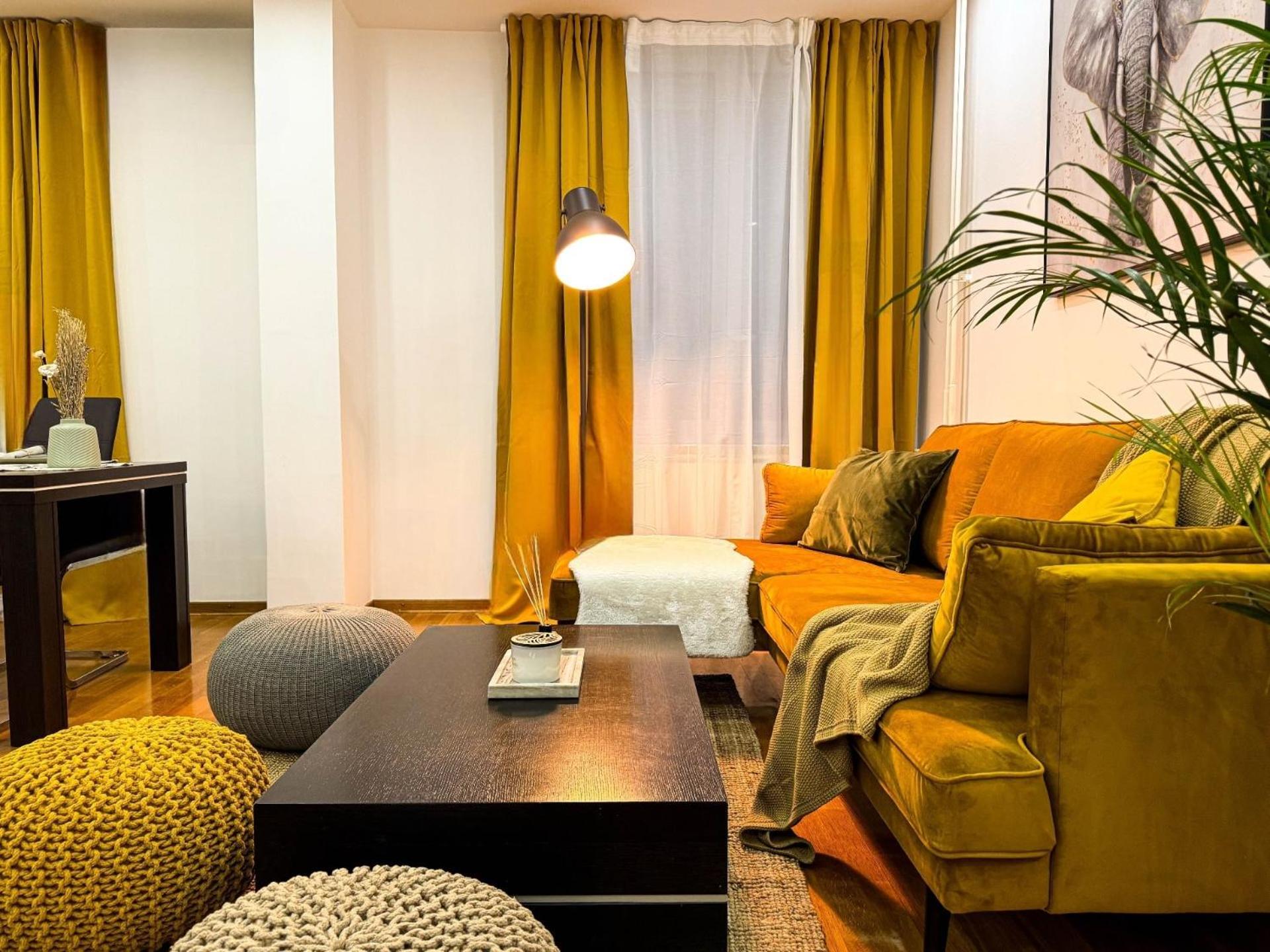 Big Company Old Town Treasure Renovated Apartment Beograd Bagian luar foto